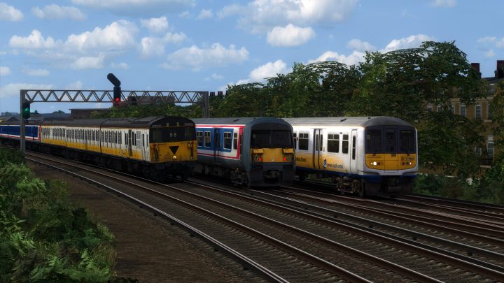 SP: 1O65 16:23 Rugby to Gatwick Airport
