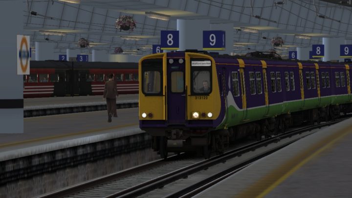 [CB] 2D88 08:28 London Euston – Watford Junction