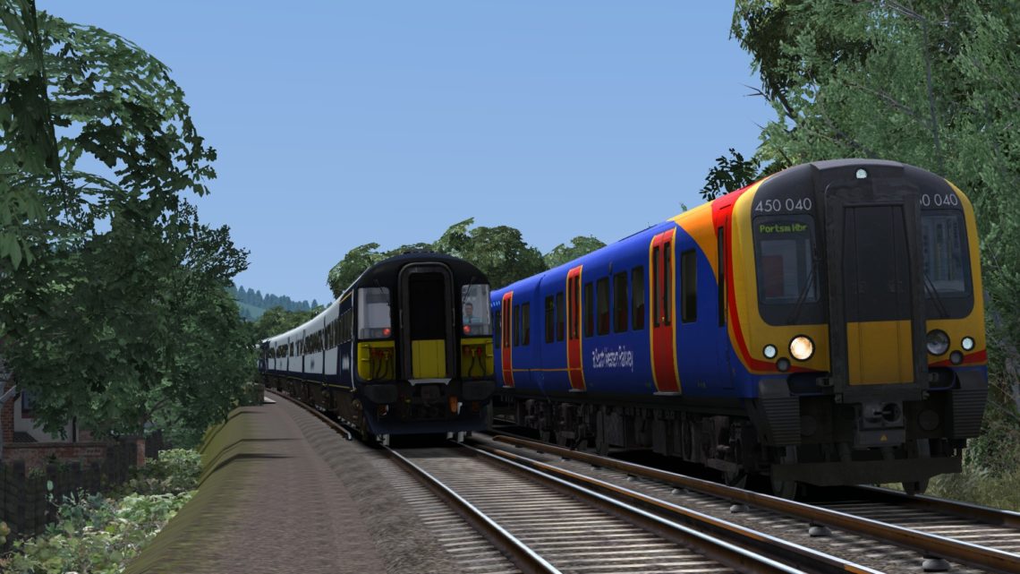 1P40 12:15 Portsmouth Harbour-London Waterloo via Guildford (class 450)