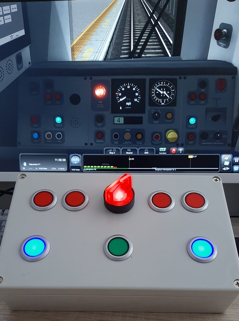 Door Panel Controller with Optional DRA for Train Simulator – Alan