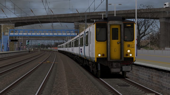 1P15 1015 Peterborough to London Kings Cross – Class 317s