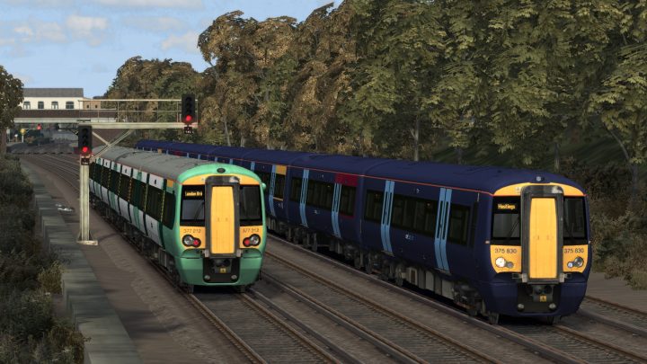 1Z86 14:46 London Charing Cross to Hastings
